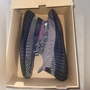 Yeezy boost 350 V2 yecheil(non-reflective)
